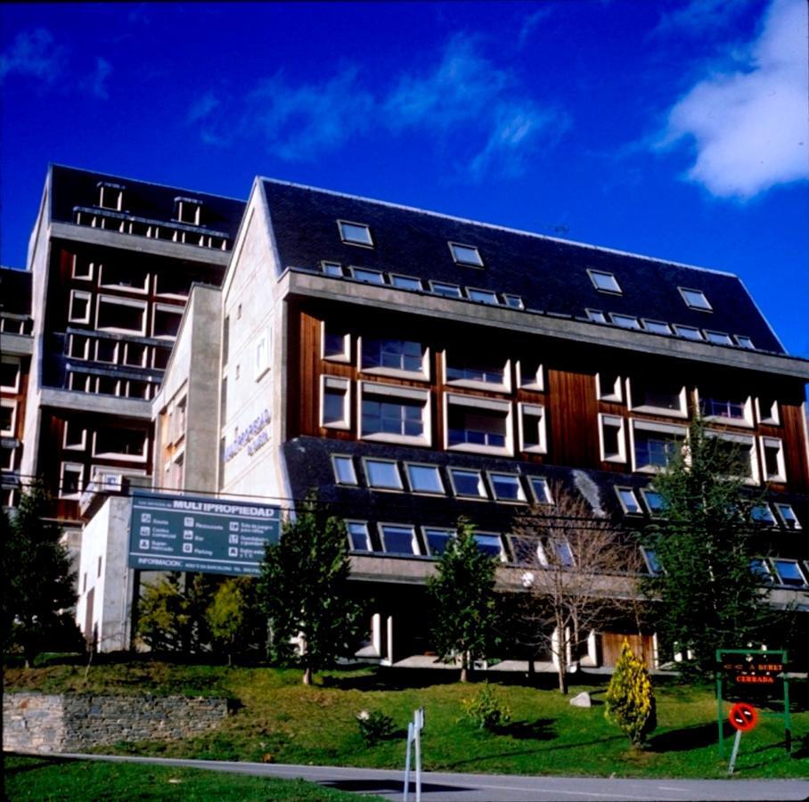 Apartamentos Multibaqueira Baqueira Beret Dış mekan fotoğraf